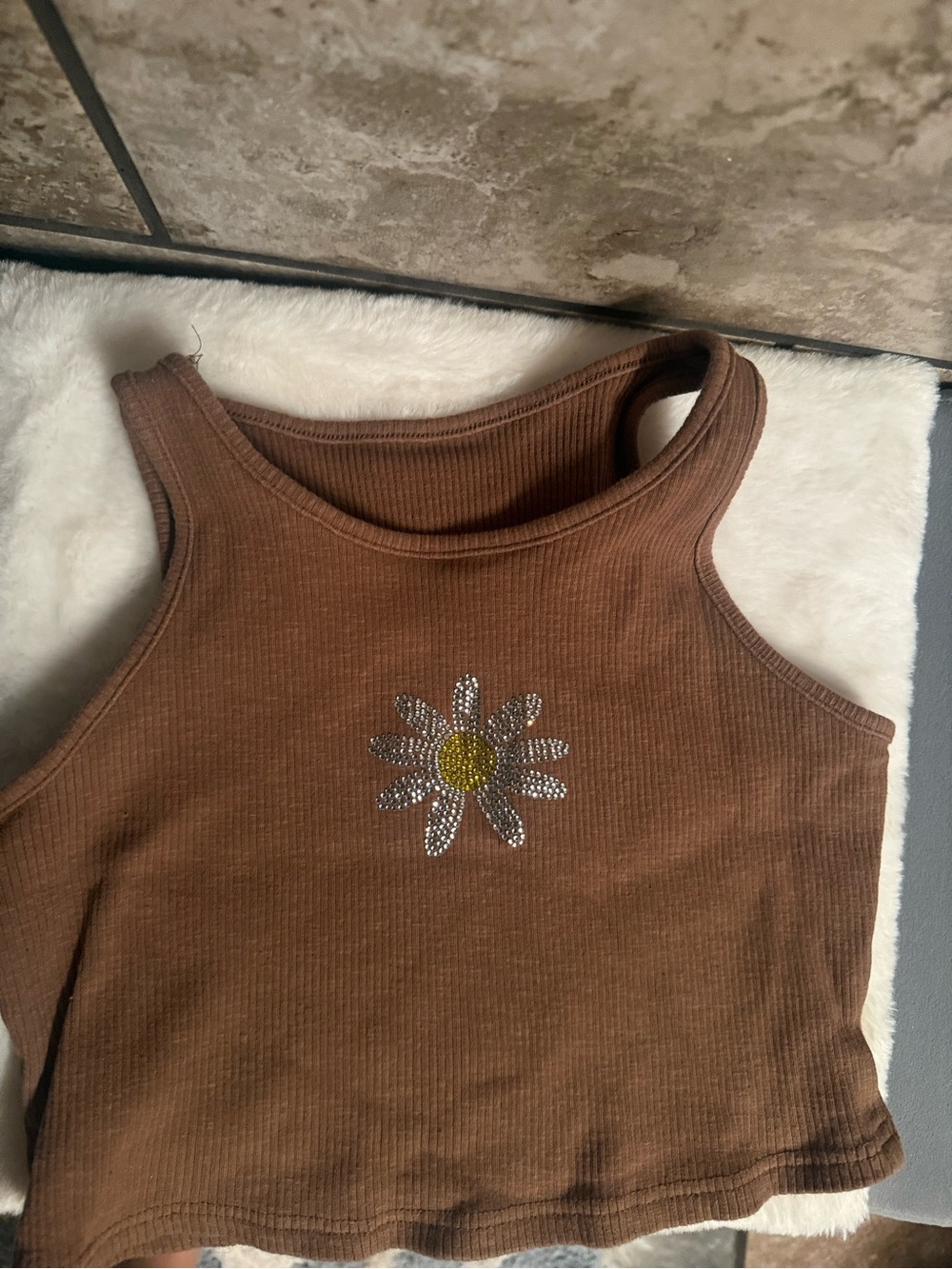 🩷Brown Daisy Rhinestone Ribbed Tank Top - Picture 3 of 4